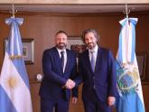Santiago Cafiero recibió a su par de San Marino, Luca Beccari