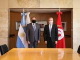 Canciller Solá con el embajador de Túnez