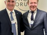 Quirno con el Ministro de Relaciones Exteriores de los Países Bajos, David van Weel.