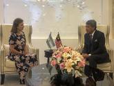 Reunión de trabajo con su par, el Ministro de Asuntos Exteriores, Utama Haji Mohamad bin Hasan