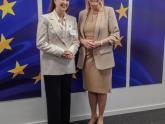 Mondino fue recibida por la Directora General de Ambiente de la UE, Florika Fink - Hooijer