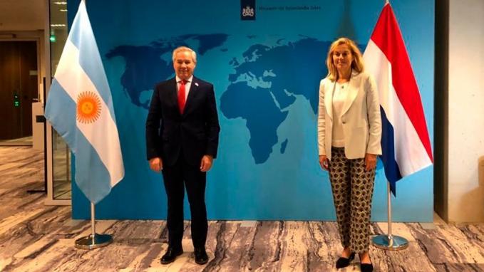 Felipe Solá con su par de Países Bajos, Sigrid Kaag