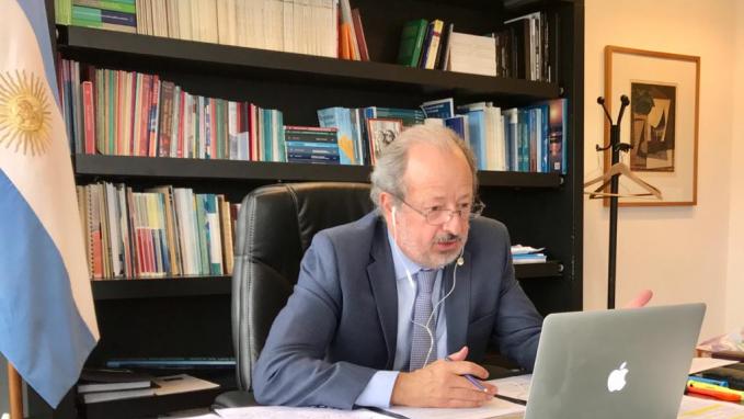 Embajador José Luis Pérez Gabilondo