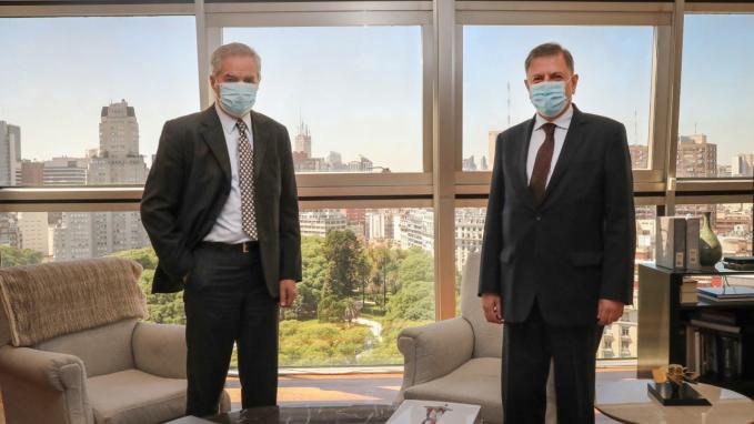 Canciller Solá con embajador Zuain