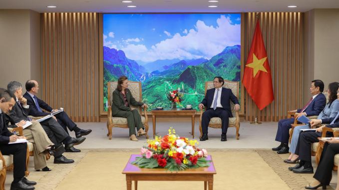 La Canciller fue recibida por el Primer Ministro de Vietnam, Pham Minh Chinh 
