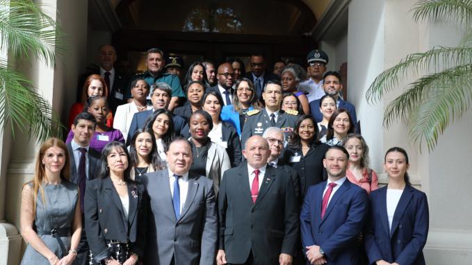 Conferencia regional sobre adopción legislación de implementación CAQ 